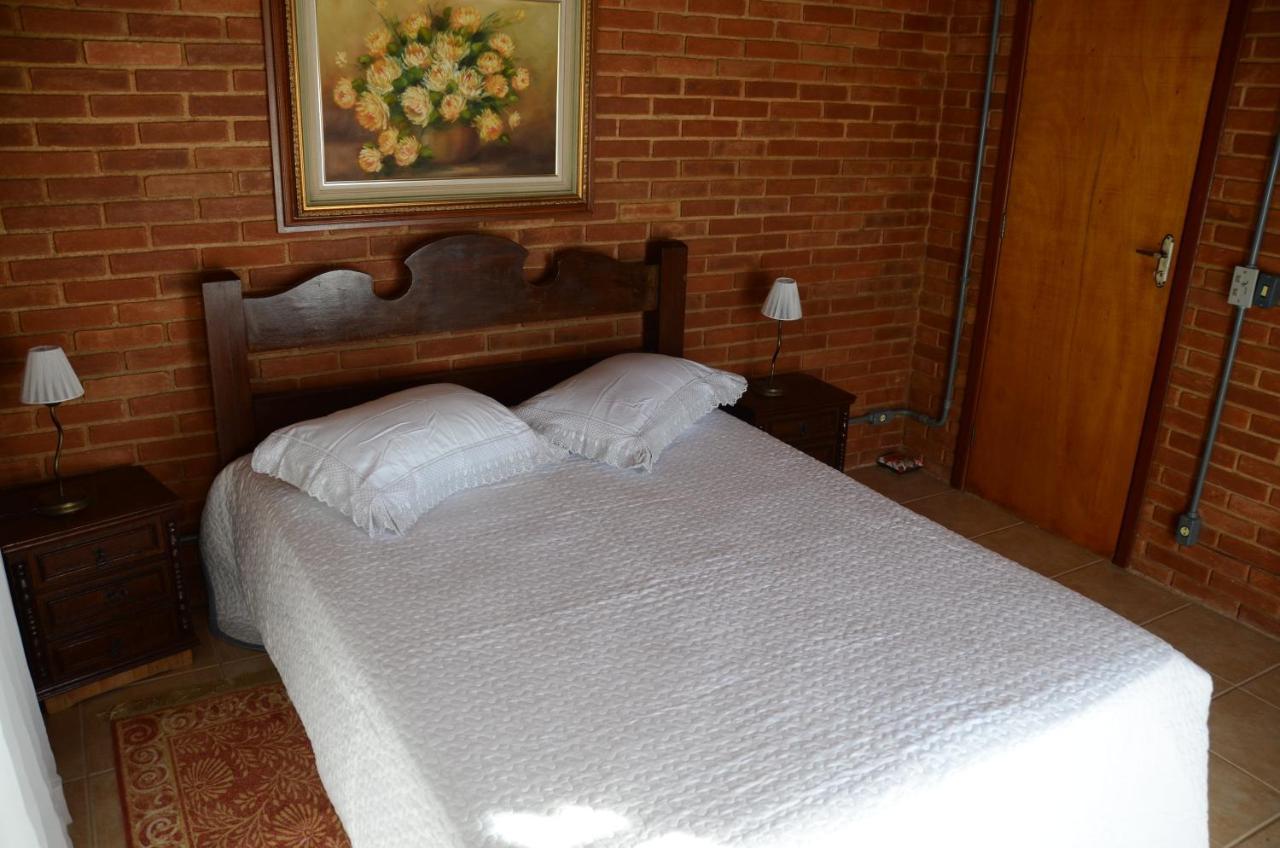 Villa Casa Em Penedo à Penedo  Extérieur photo